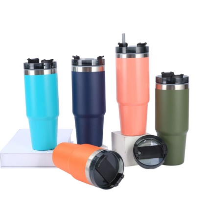 30 OZ 900 ML double wall stainless steel vacuum insulated thermos mug with plastic lid and straw
